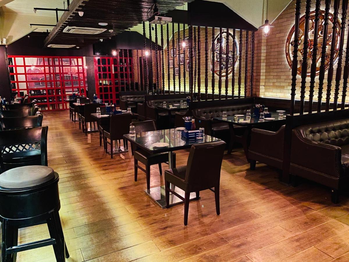 Saluja Residency Hotell Siliguri Eksteriør bilde