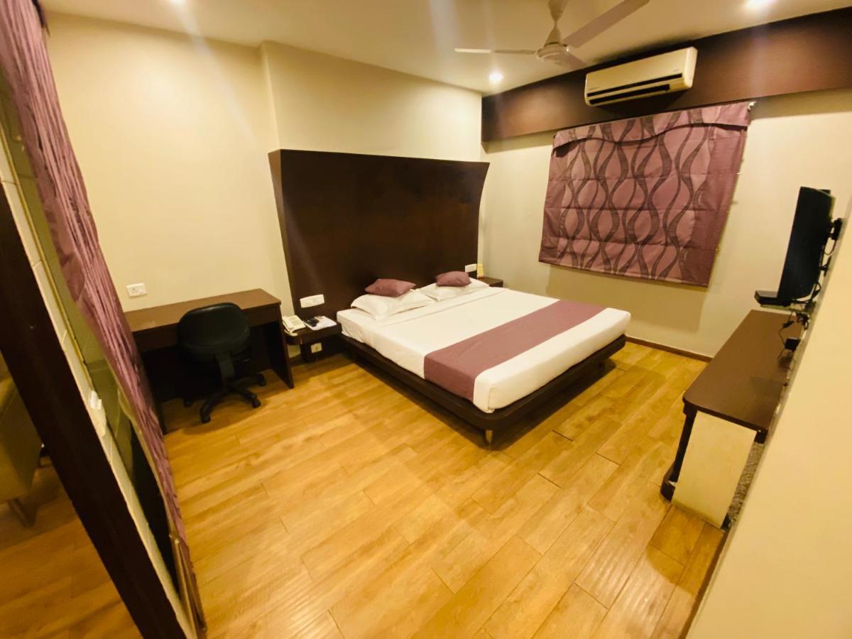 Saluja Residency Hotell Siliguri Eksteriør bilde