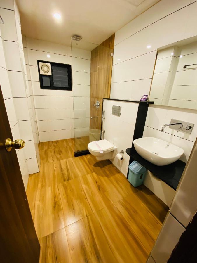 Saluja Residency Hotell Siliguri Eksteriør bilde