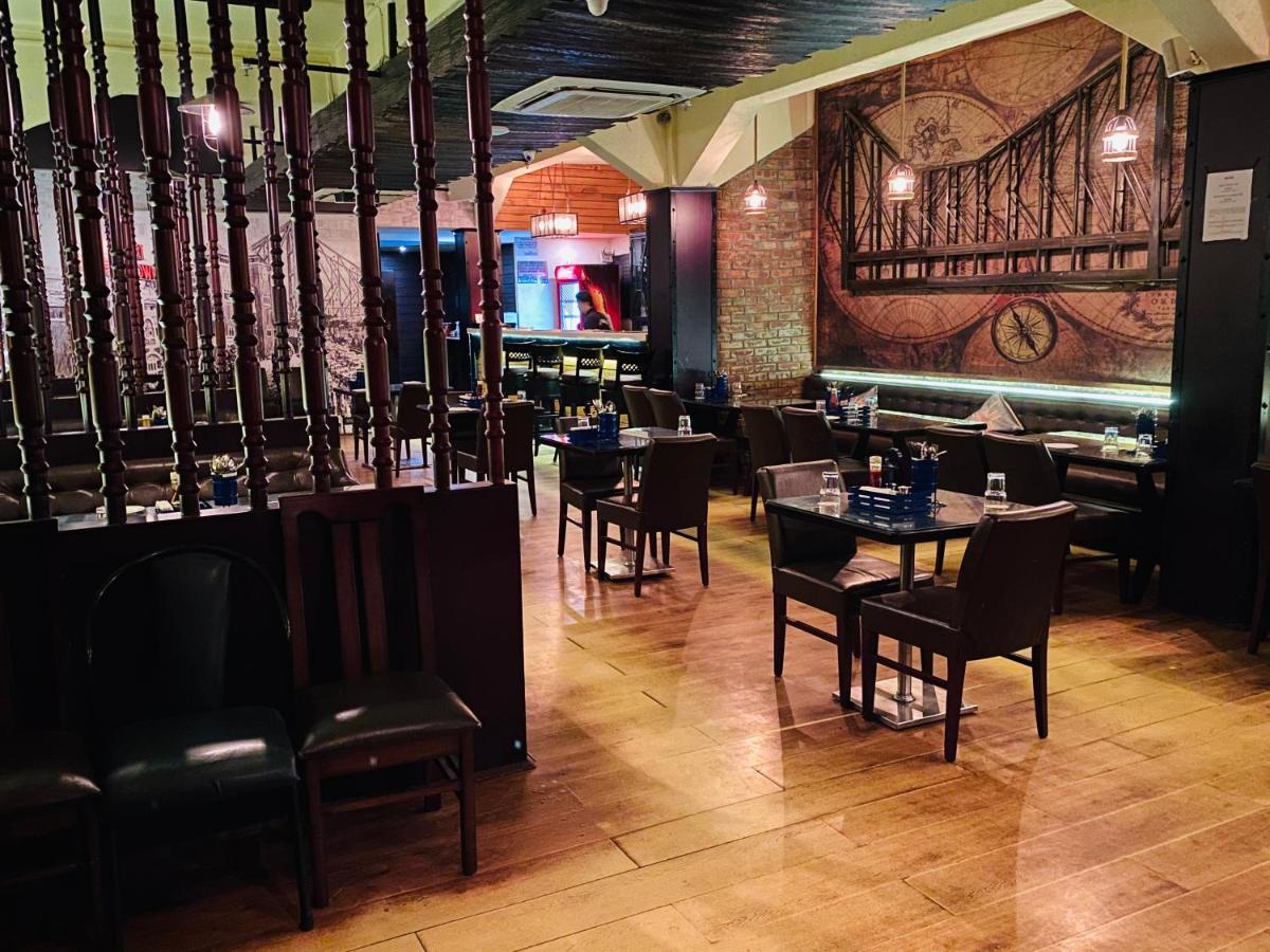 Saluja Residency Hotell Siliguri Eksteriør bilde
